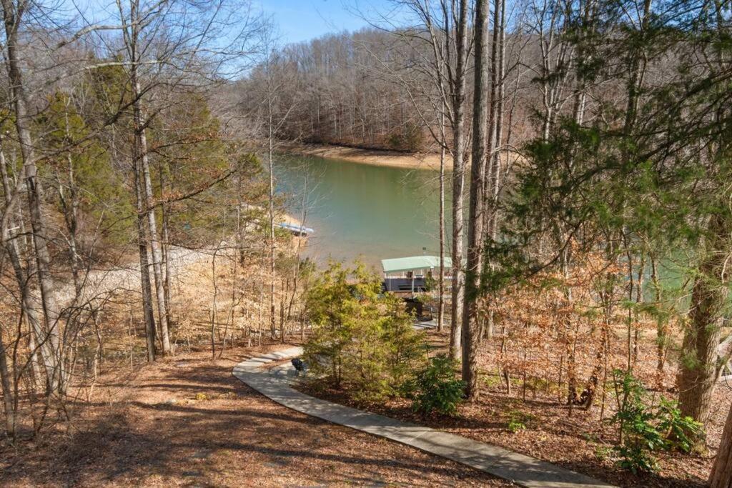 Lakeside Haven Dock/Slip Fire Pit Game Room Kayaks Winchester Buitenkant foto